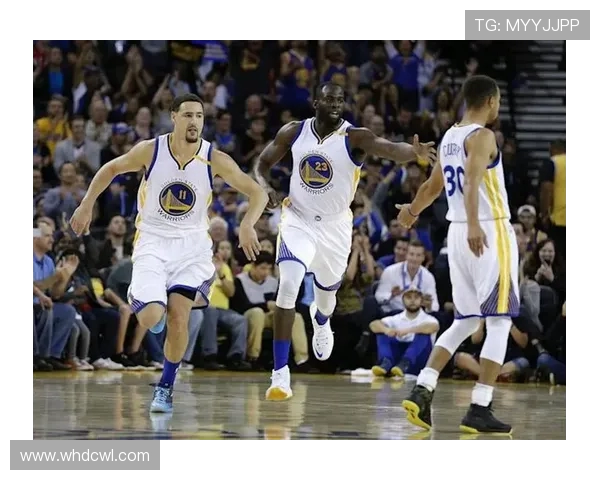 NBA勇士对阵小牛精彩直播视频回放及赛后分析分享